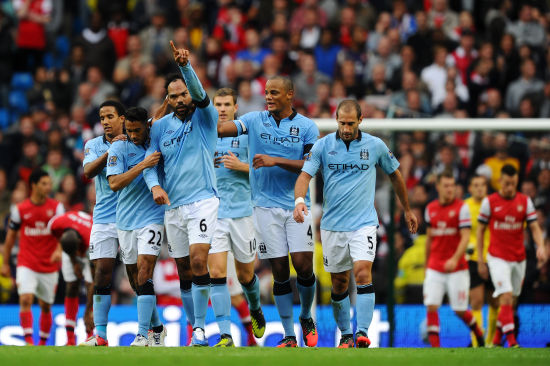 NBA半场：巴恩斯14分，马刺77-57领先鹈鹕