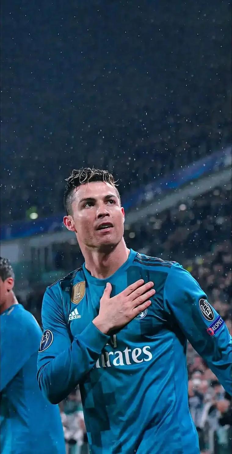 门兴格拉德巴赫3-0大胜海登海姆，町野修斗、哈里斯-塔巴科维奇破门