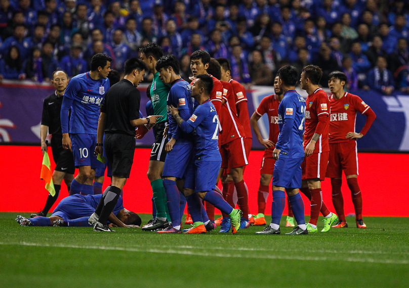 替补球员关键进球逆转比赛局势