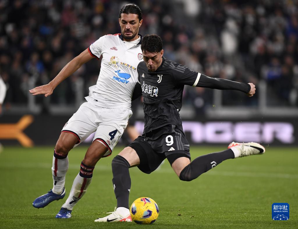 感动！邱贻可回看与莎莎点滴，慈父眼神，最有爱师徒，成就彼此