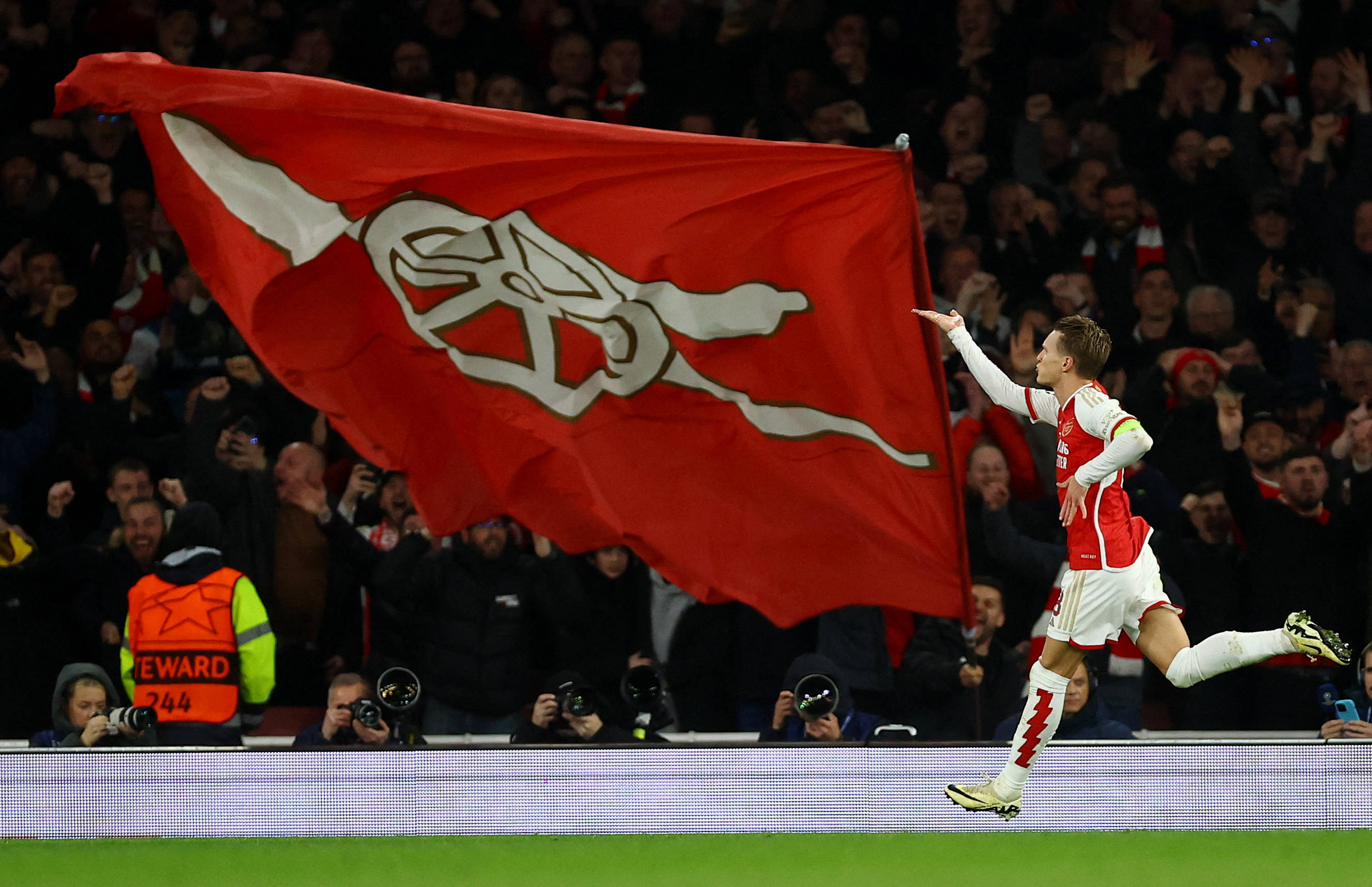 意媒：前法国国脚本耶德尔因涉嫌强奸将于未来数月接受庭审