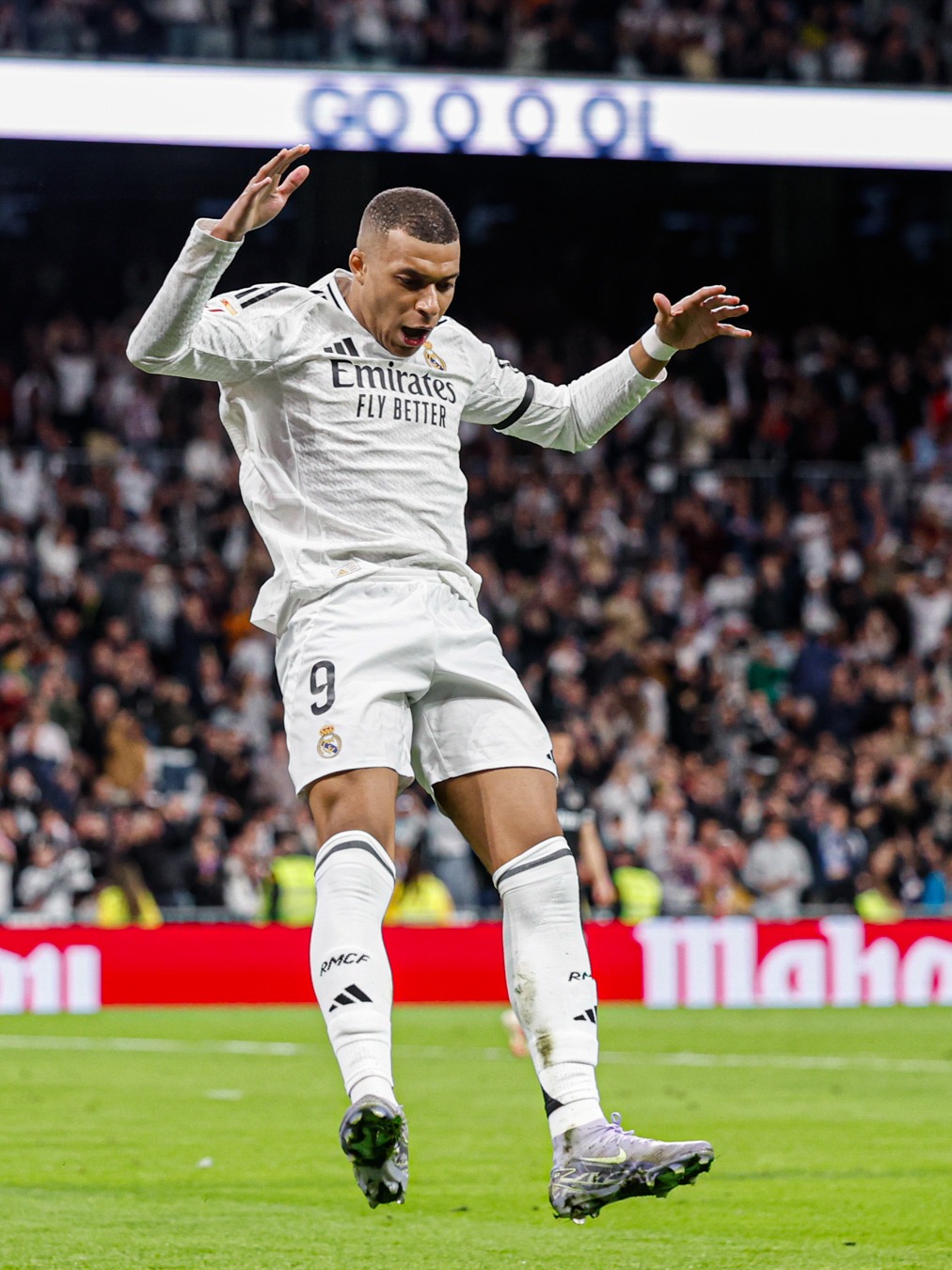 格策再遇弗里克，欧冠对决引回忆